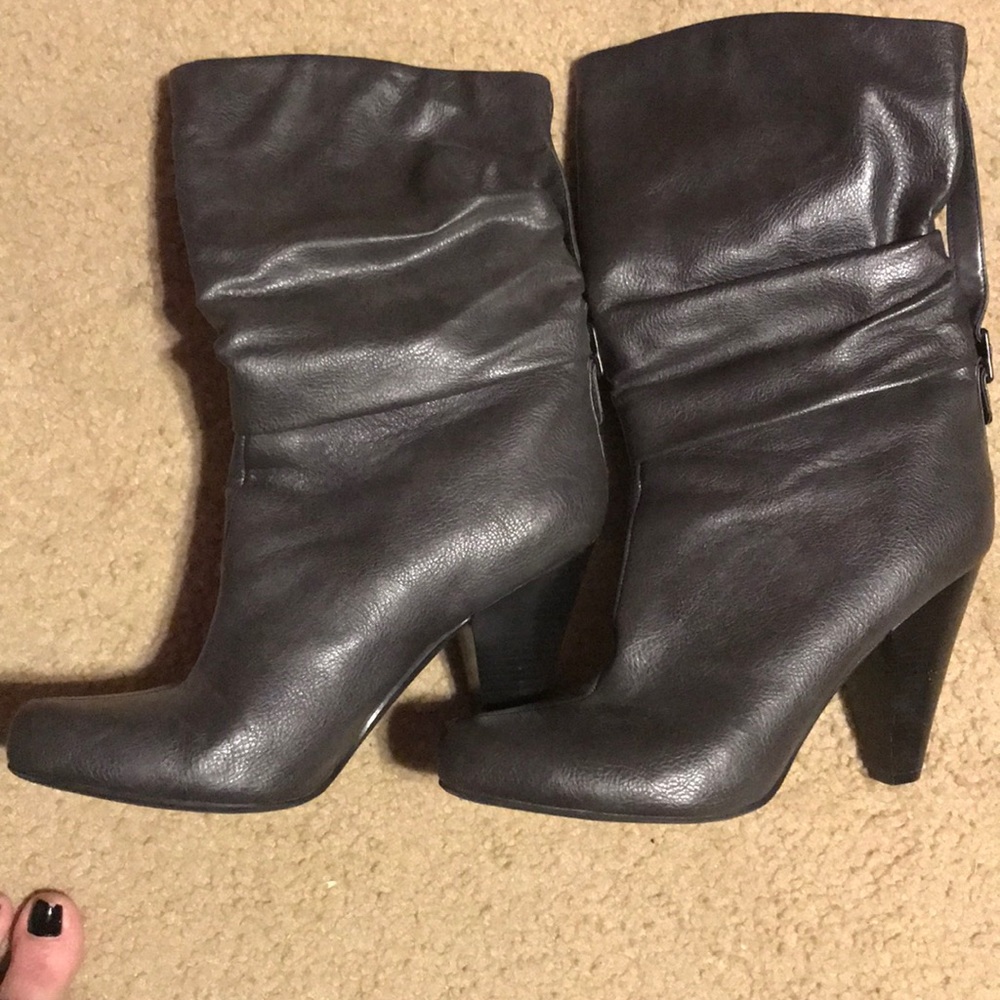 Ana boots